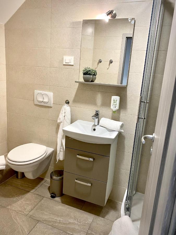 Rainbow House Rooms Марибор Экстерьер фото